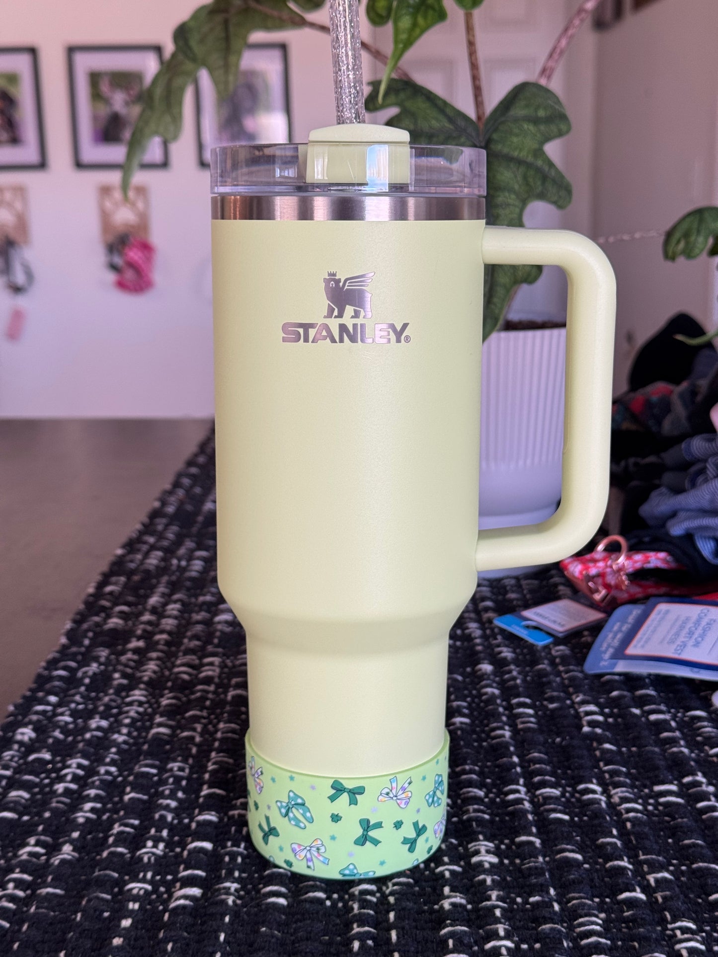 Patty’s Charms & Bows | Silicone Boot